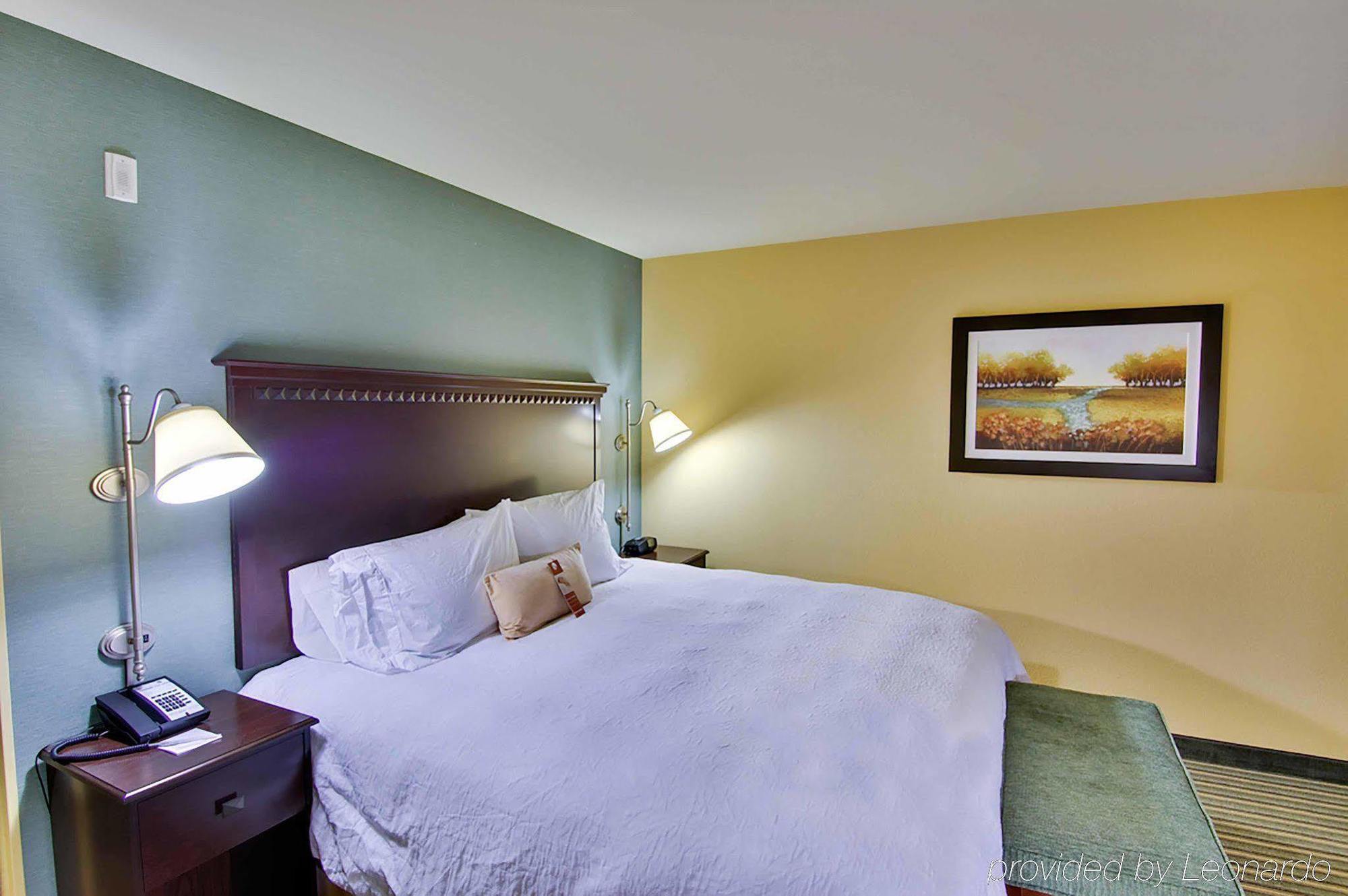 Hampton Inn & Suites ווסט סקרמנטו חדר תמונה